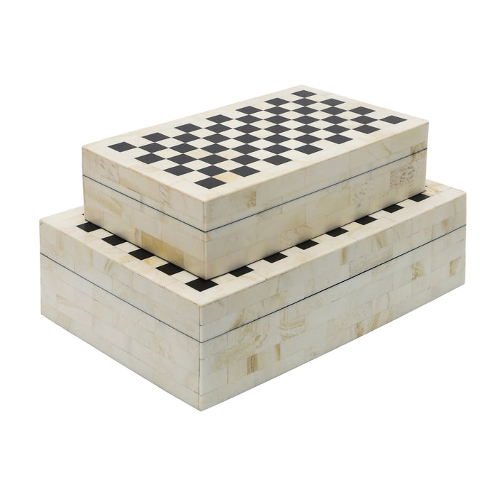 resin-s-2-checkered-boxes-black-white-1