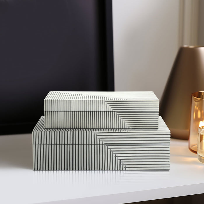 resin-s-2-ridged-boxes-white-9