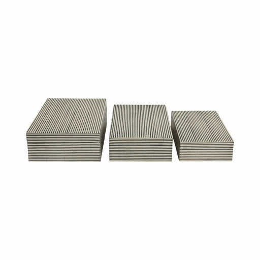 resin-s-3-10-11-12-ridged-boxes-white-1