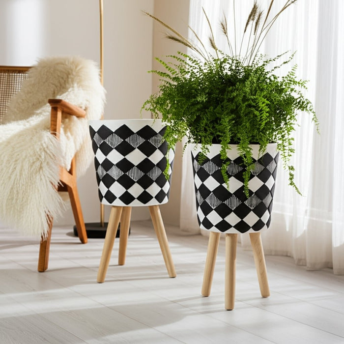 s-2-10-12-diamond-planter-w-wood-legs-black-kd-13