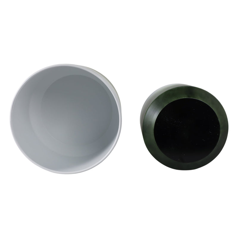 s-2-19-23-gradient-metal-planters-on-stands-gree-7