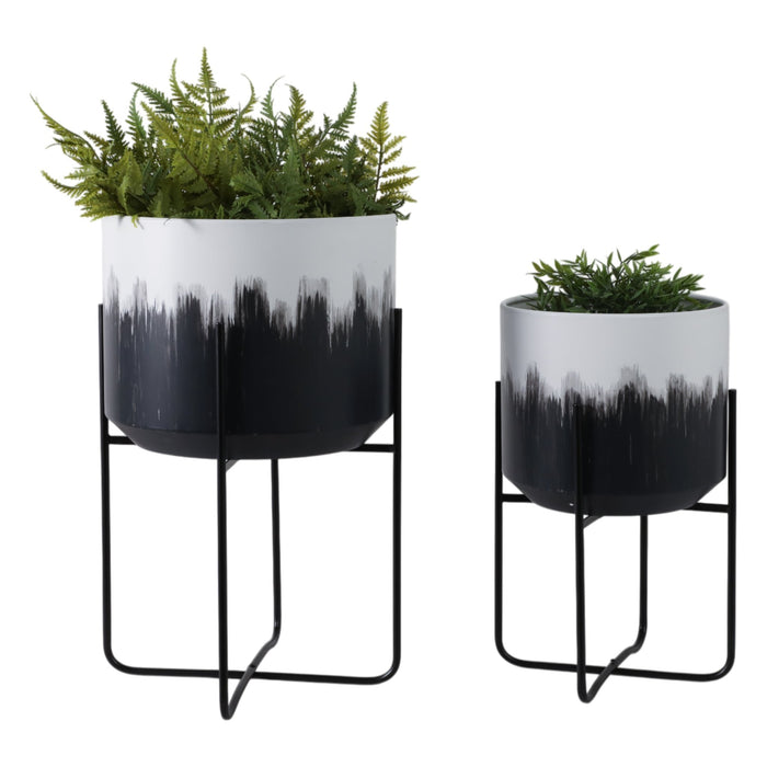 s-2-19-23-metal-planters-on-stands-white-blk-kd-2