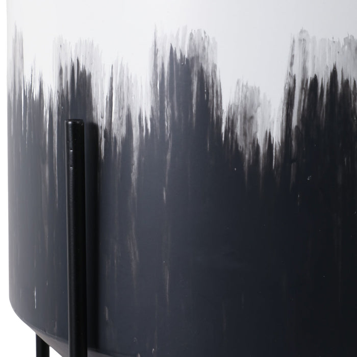 s-2-19-23-metal-planters-on-stands-white-blk-kd-5