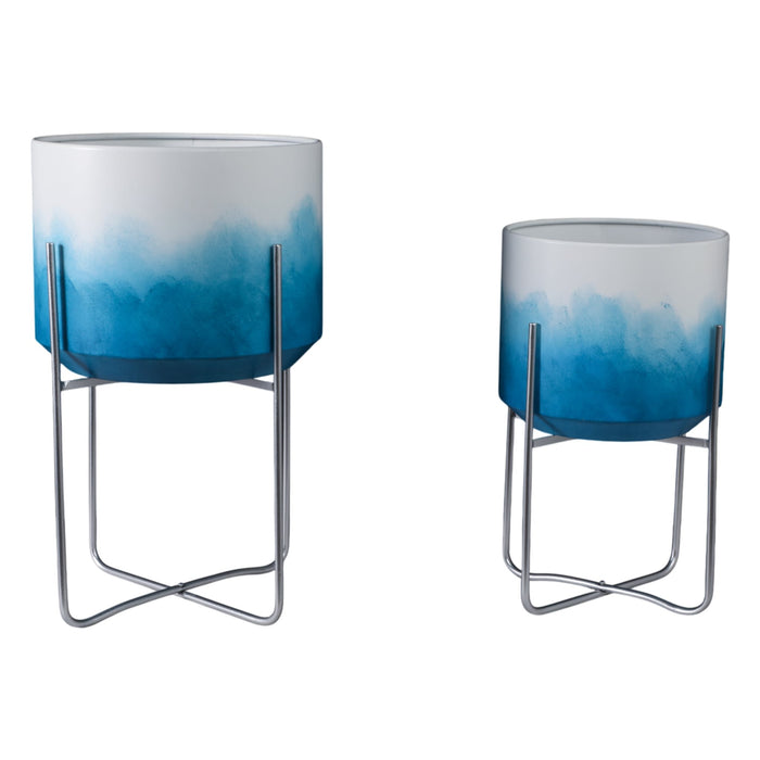 s-2-19-23-ombre-metal-planters-on-stands-blue-kd-1