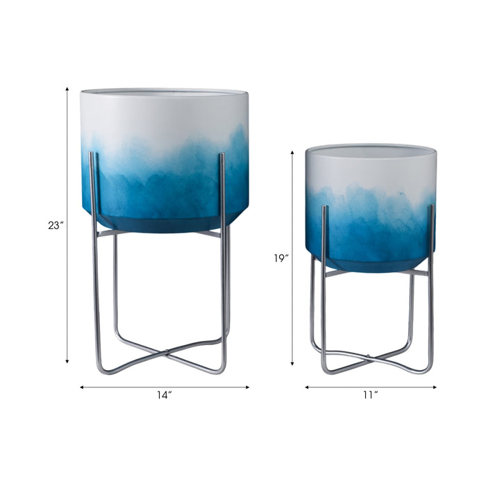 s-2-19-23-ombre-metal-planters-on-stands-blue-kd-8