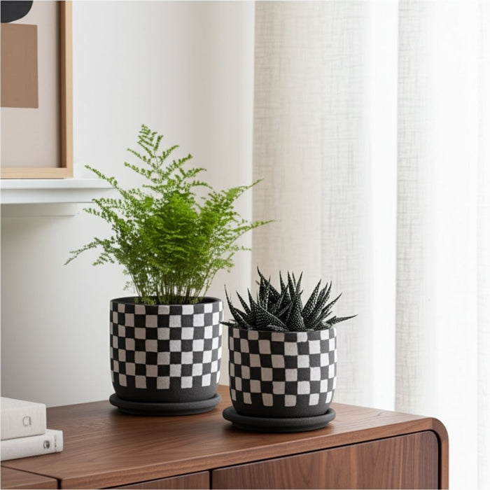 s-2-5-6-checkerboard-saucer-planters-black-white-9