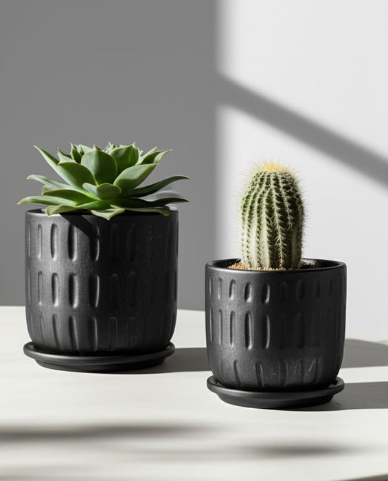 s-2-5-6-textured-planter-w-saucer-matte-black-10