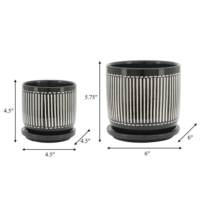 s-2-5-6-vertical-lines-planter-w-saucer-black-7