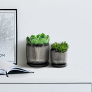 s-2-5-6-vertical-lines-planter-w-saucer-black-9