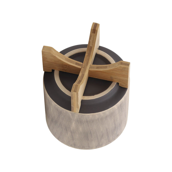 s-2-5-8-mesh-planter-w-stand-tan-6