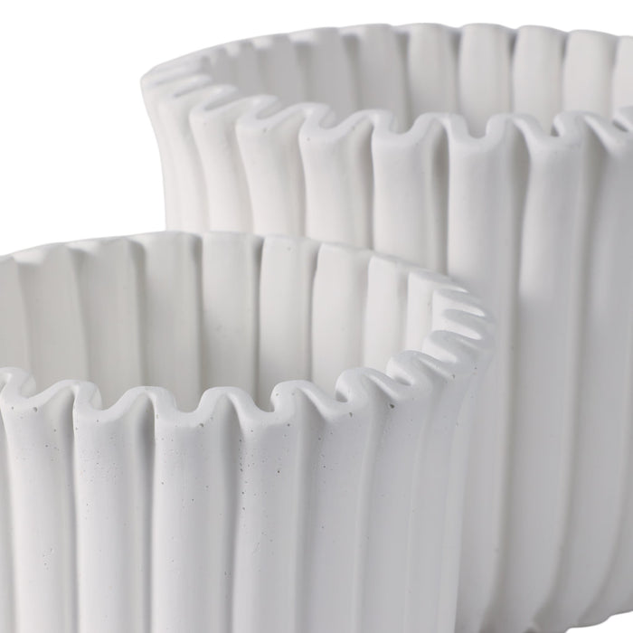 s-2-6-8-fluted-planters-white-5