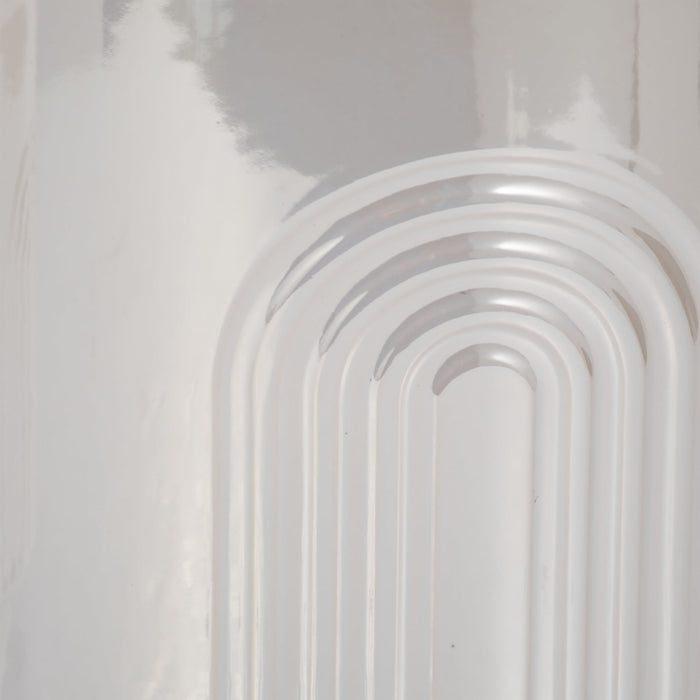 s-2-6-8-iridescent-bravais-footed-planters-ivory-5