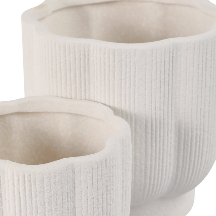 s-2-6-8-scallop-shaped-planters-white-4