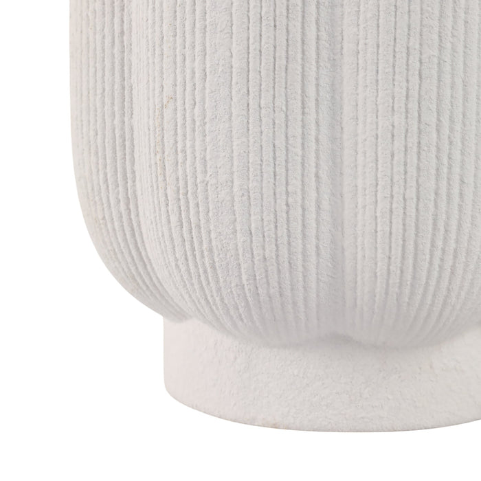 s-2-6-8-scallop-shaped-planters-white-5