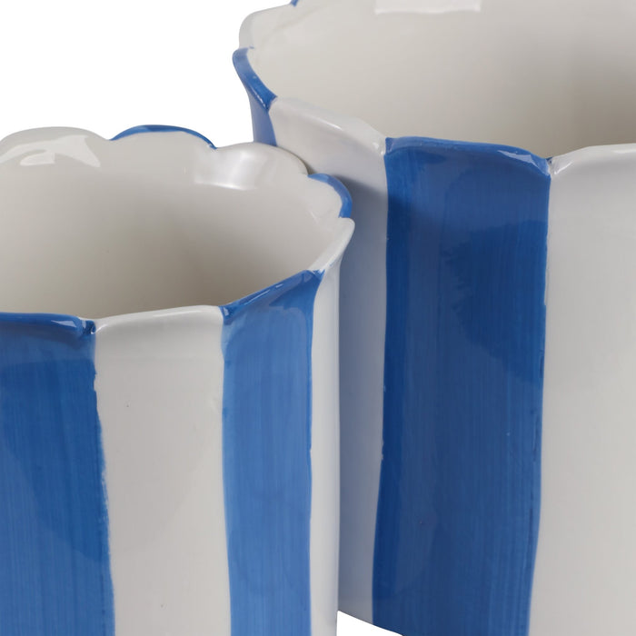 s-2-6-8-striped-scallop-edge-planters-white-blue-6