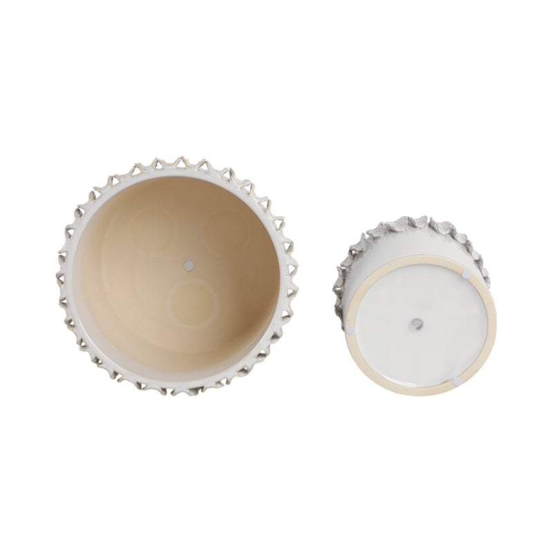s-2-7-11-leaf-applique-planters-white-6