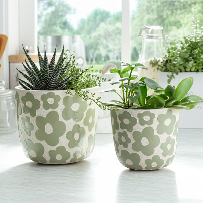 s-2-7-9-flower-power-planters-light-green-11