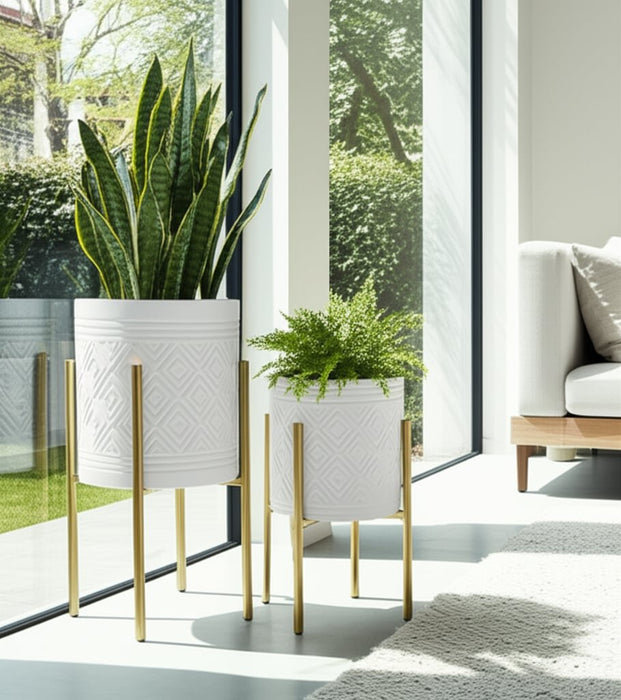 s-2-aztec-planter-on-metal-stand-white-gold-11