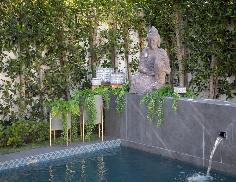 s-2-planter-on-metal-stand-putty-gld-10