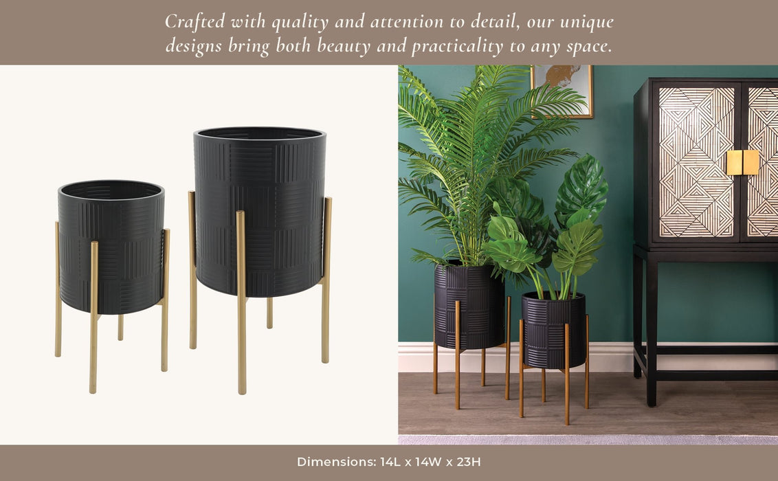 s-2-planter-w-lines-on-metal-stand-black-gold-10