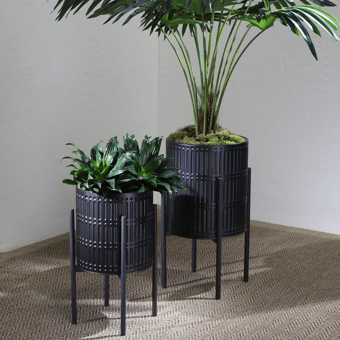 s-2-ridged-planters-in-metal-stand-black-6