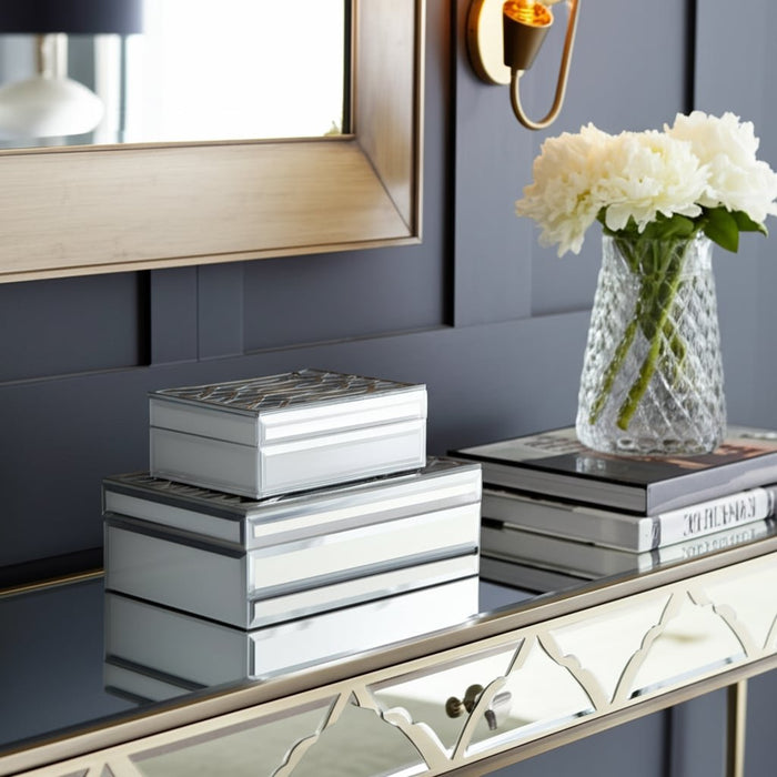 s-2-white-silver-boxes-5