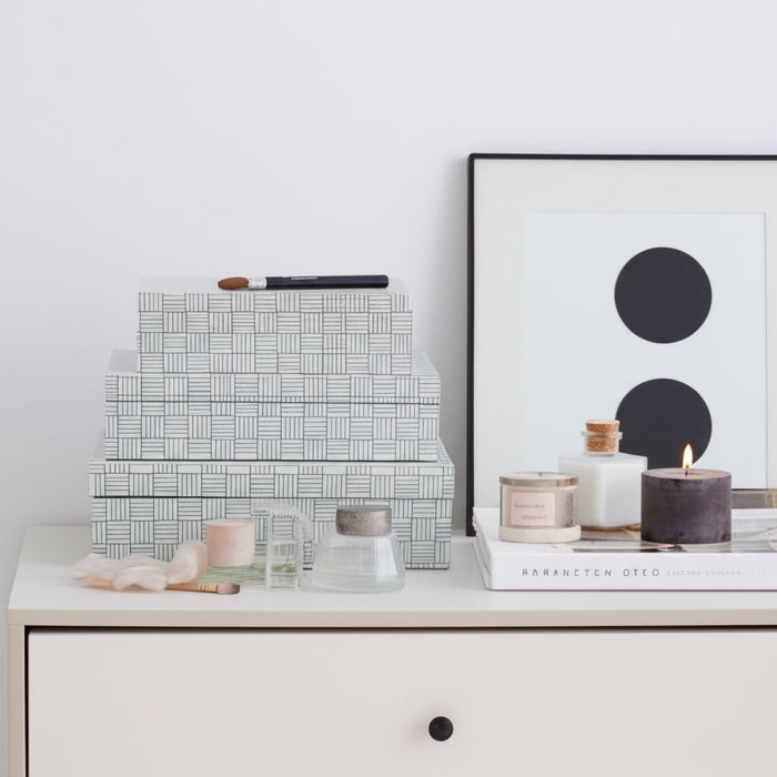 s-3-10-11-12-checkerboard-etched-boxes-white-bla-6