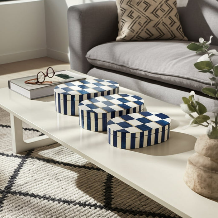 s-3-10-11-12-oval-checkered-boxes-white-blue-11