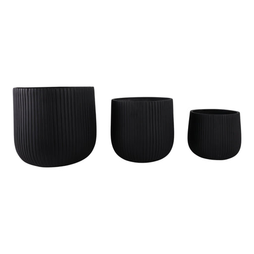 s-3-11-14-18-ribbed-resin-planters-black-1