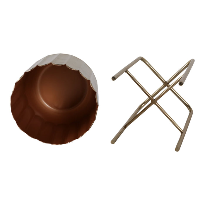 s-3-15-20-27-scallop-metal-planter-on-stand-gold-7