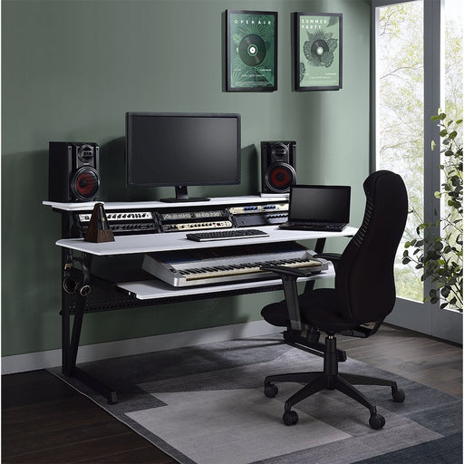 saida-white-music-desk-1