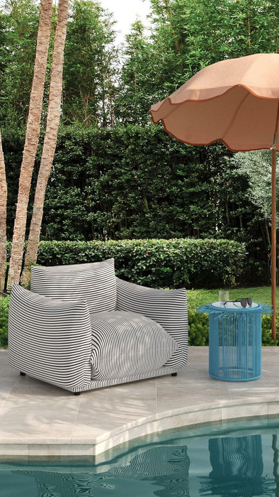 saint-tropez-pearl-and-black-striped-stuffed-outdoor-armchair-7