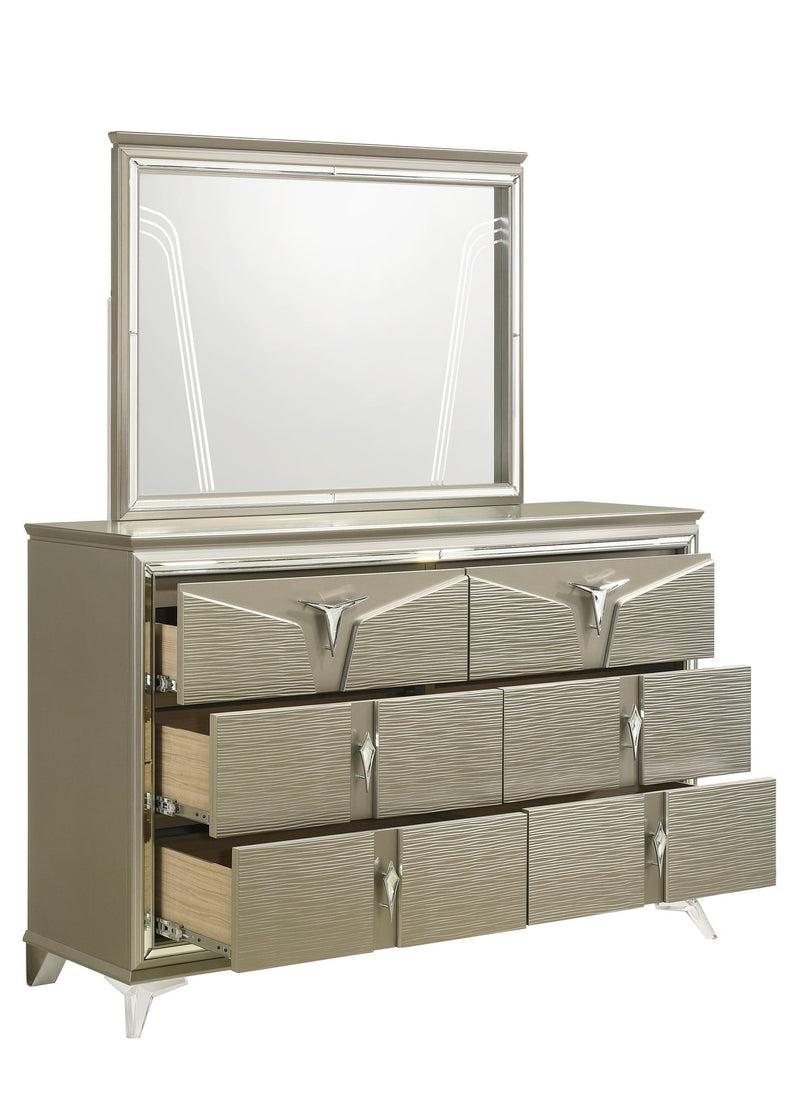 samantha-dresser-2