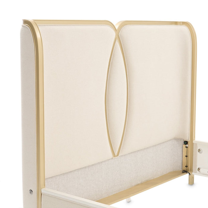 scotts-square-eastern-king-bed-light-champagne-4