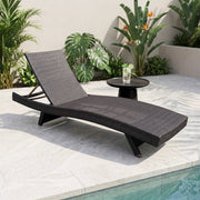 serene-outdoor-chaise-lounger-1