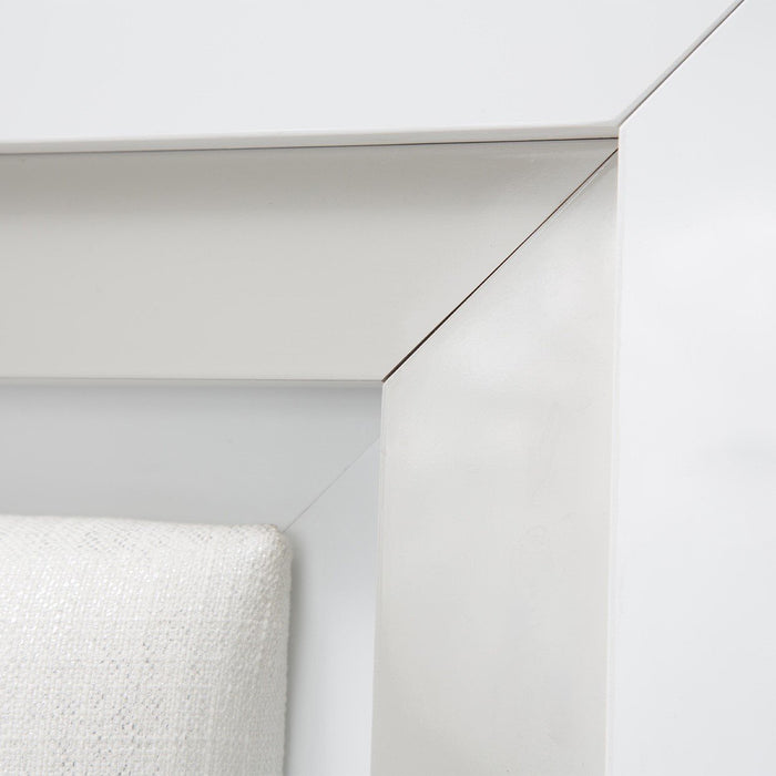 sky-tower-eastern-king-bed-cloud-white-4