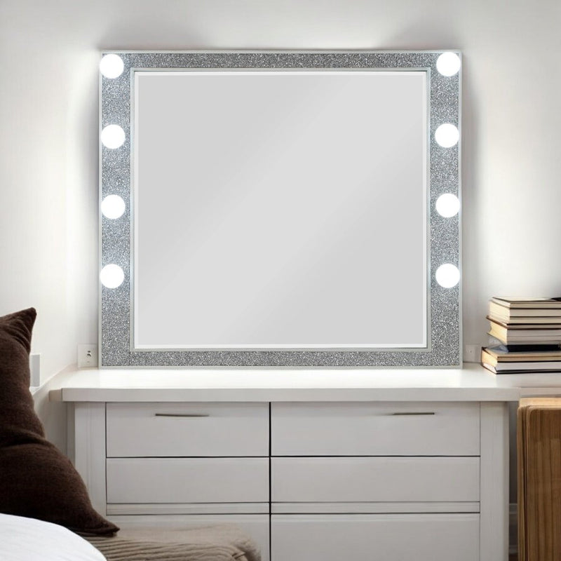 sliverfluff-mirrored-champagne-mirror-w-light-6