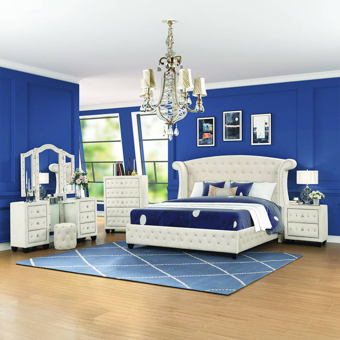 sophia-queen-vanity-5-cream-16