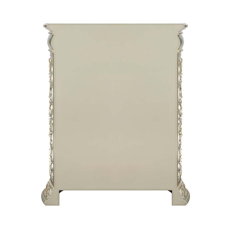 sorina-antique-gold-chest-4
