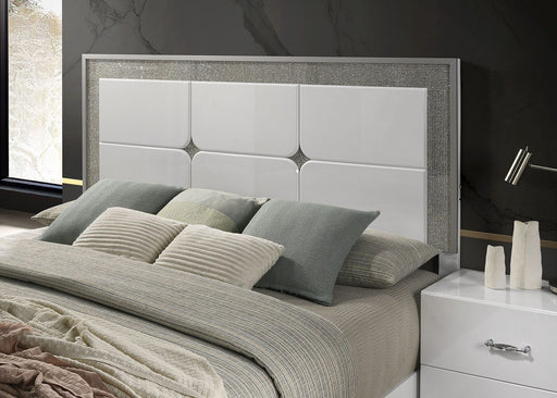 stoholm-e-king-bed-white-2