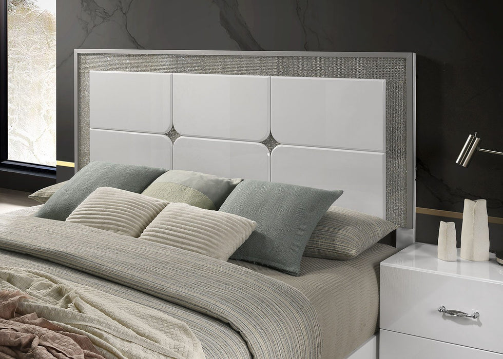 stoholm-e-king-bed-white-2