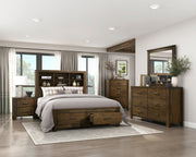sullivan-3-queen-platform-bed-with-footboard-storage-4