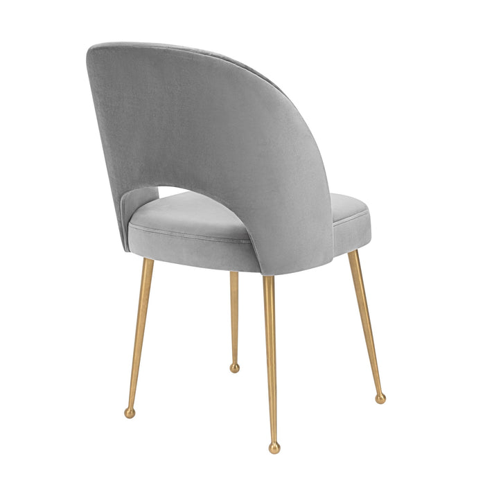 swell-light-grey-velvet-chair-4