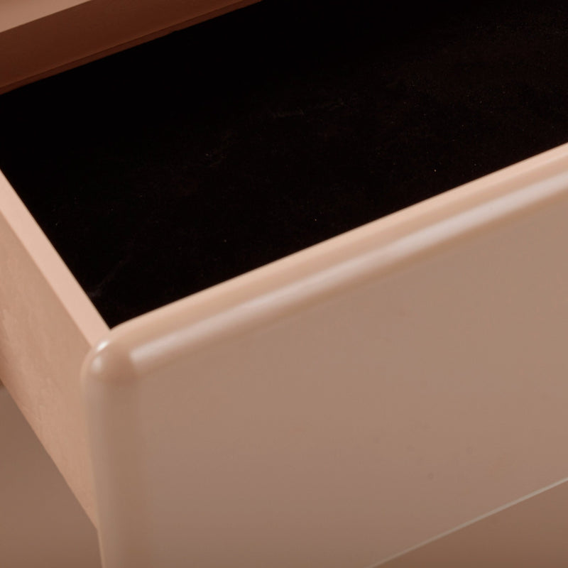 tammy-taupe-6-drawer-dresser-5