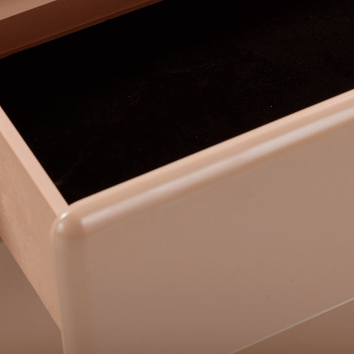 tammy-taupe-6-drawer-dresser-5