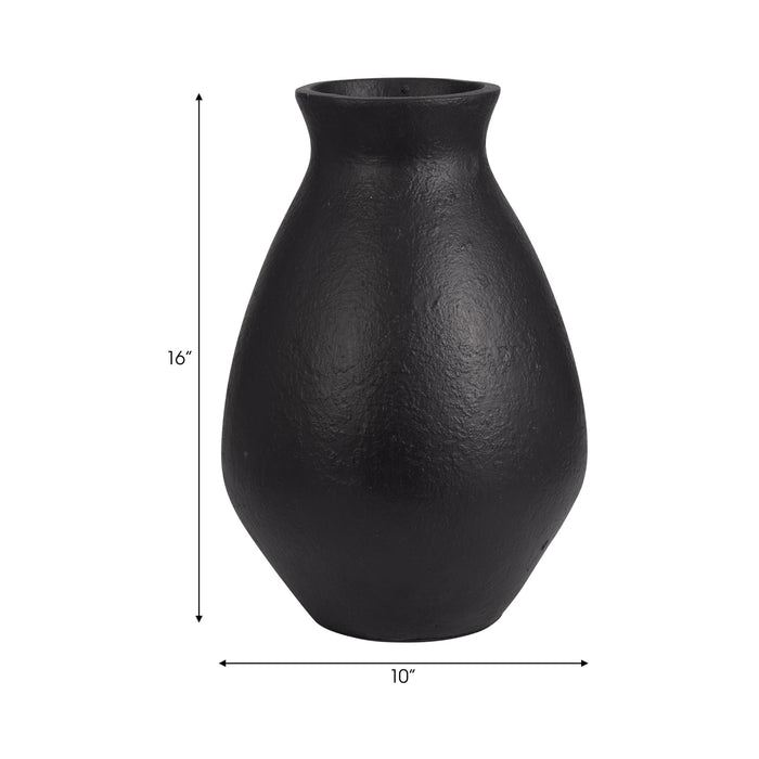 terracotta-16-organic-vase-black-2