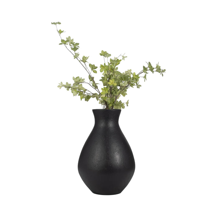 terracotta-18-organic-vase-black-2