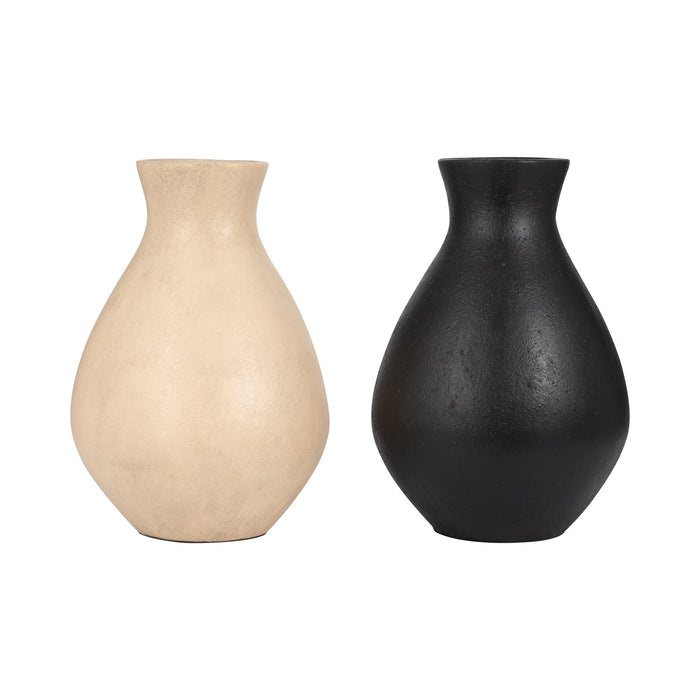 terracotta-18-organic-vase-black-7