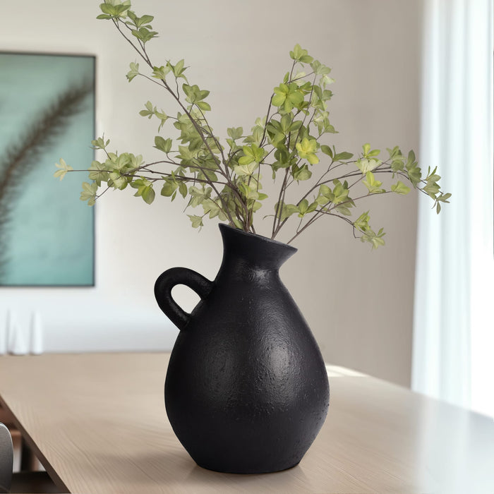 terracotta-19-organic-jug-with-handle-black-11