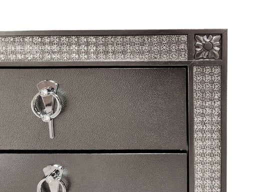 titania-5-pc-queen-bedroom-set-w-chest-2